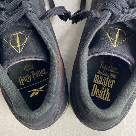 Reebok x Harry Potter 2023 Collection The Deathly Hallows Classic Leather Shoes - Picture 14 of 16